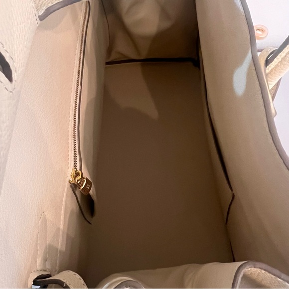 $SOLD$40cm Classic Leather Handbag with Gold Details - Picture 7 of 7